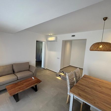 Cato Agro 3, Seafront Villa With Private Pool Afiártisz Kültér fotó