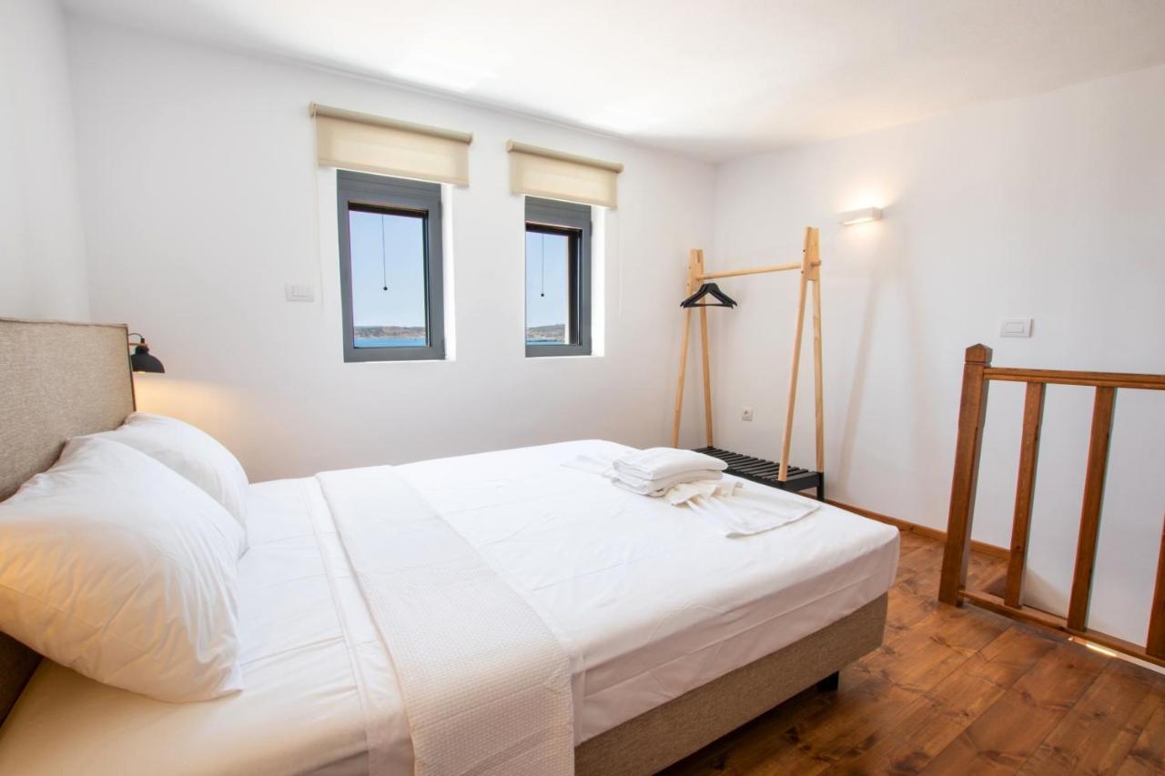Cato Agro 3, Seafront Villa With Private Pool Afiártisz Kültér fotó